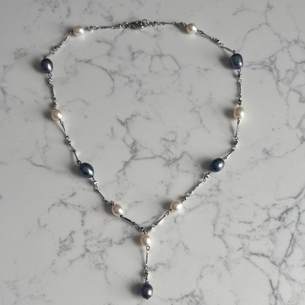 Freshwater Pearl Station Y-Drop Necklace in White and Gray